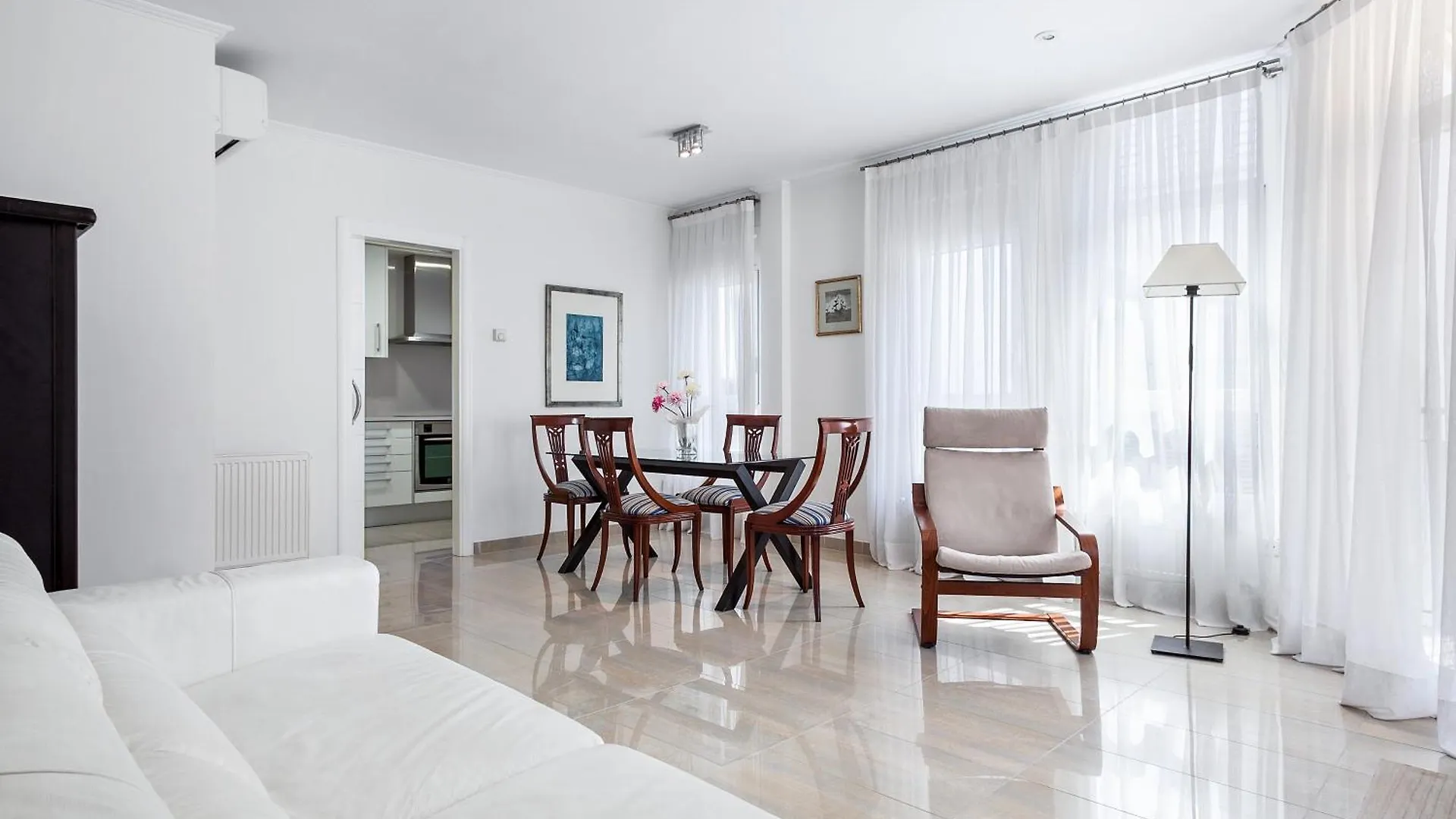 Apartamentos Sonido De Mar Roses Apartment